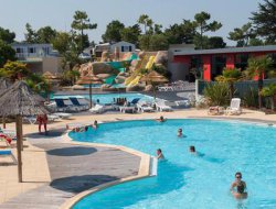 Holiday rentals with heated pool in Vendee, France. 